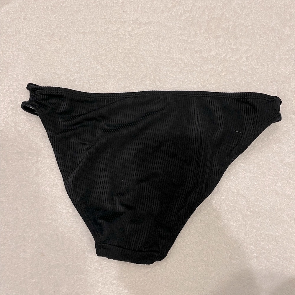 Black ribbed bikini bottoms